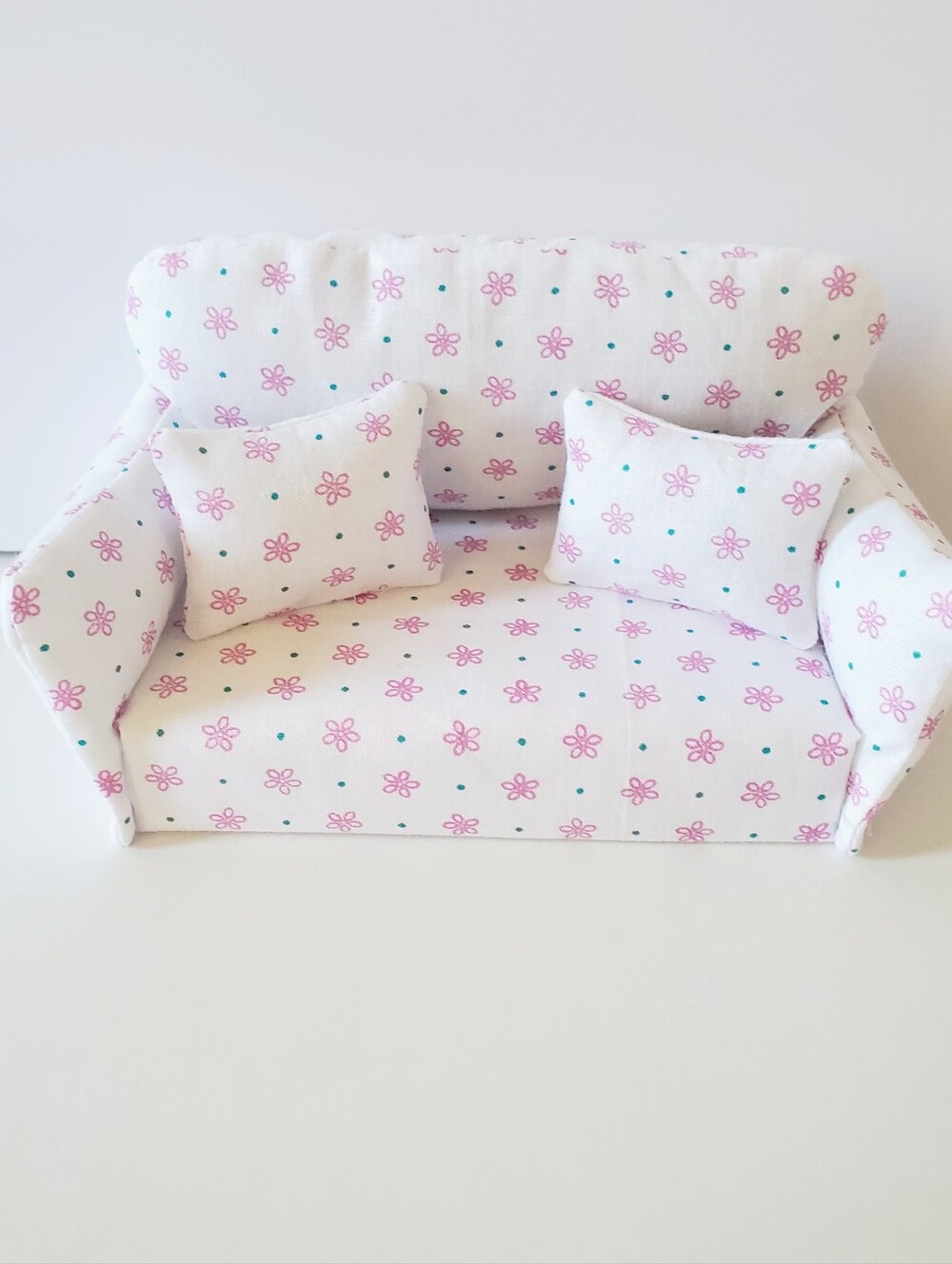 Miniature Dollhouse 1:12 Scale Sofa White Pink Ditsy Floral Maileg